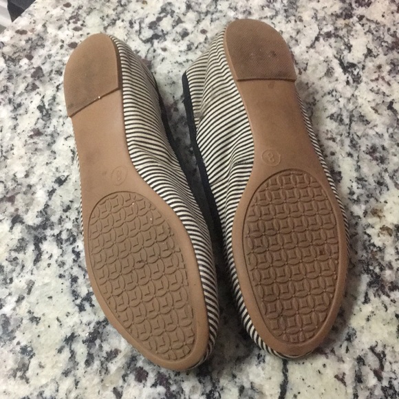 Merona Flats - Picture 2 of 2